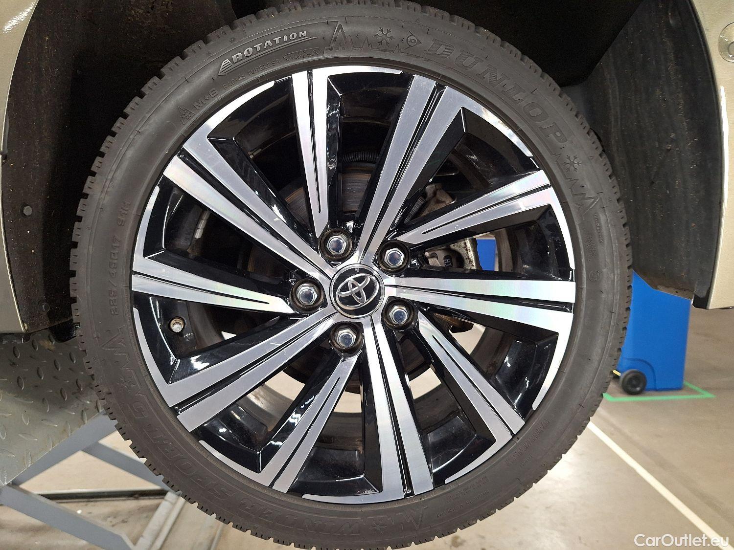  Toyota  Corolla Toyota,  TS '19, Toyota  Touring Sports 1.8 Hybrid Style e-C #11