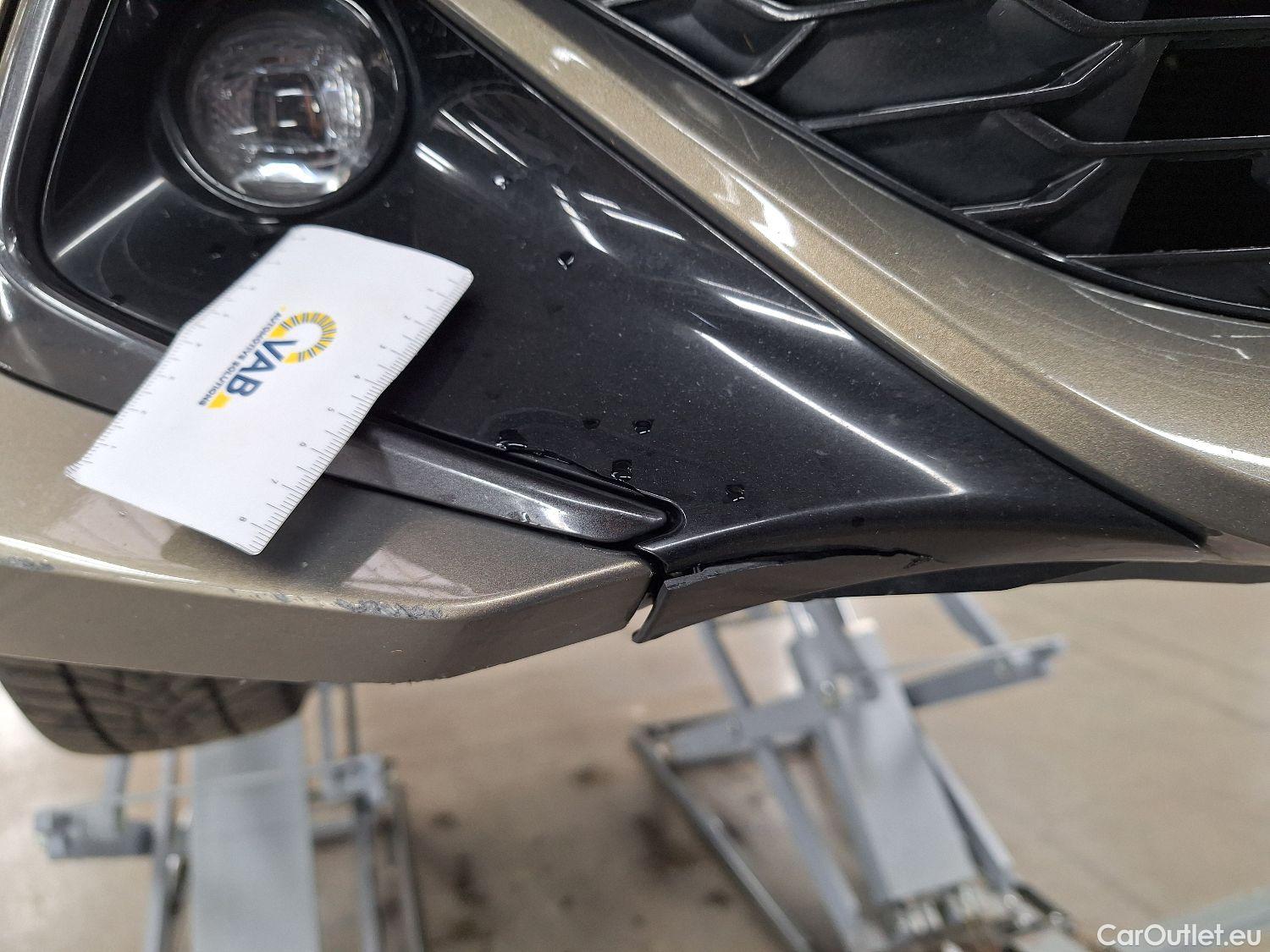  Toyota  Corolla Toyota,  TS '19, Toyota  Touring Sports 1.8 Hybrid Style e-C #2