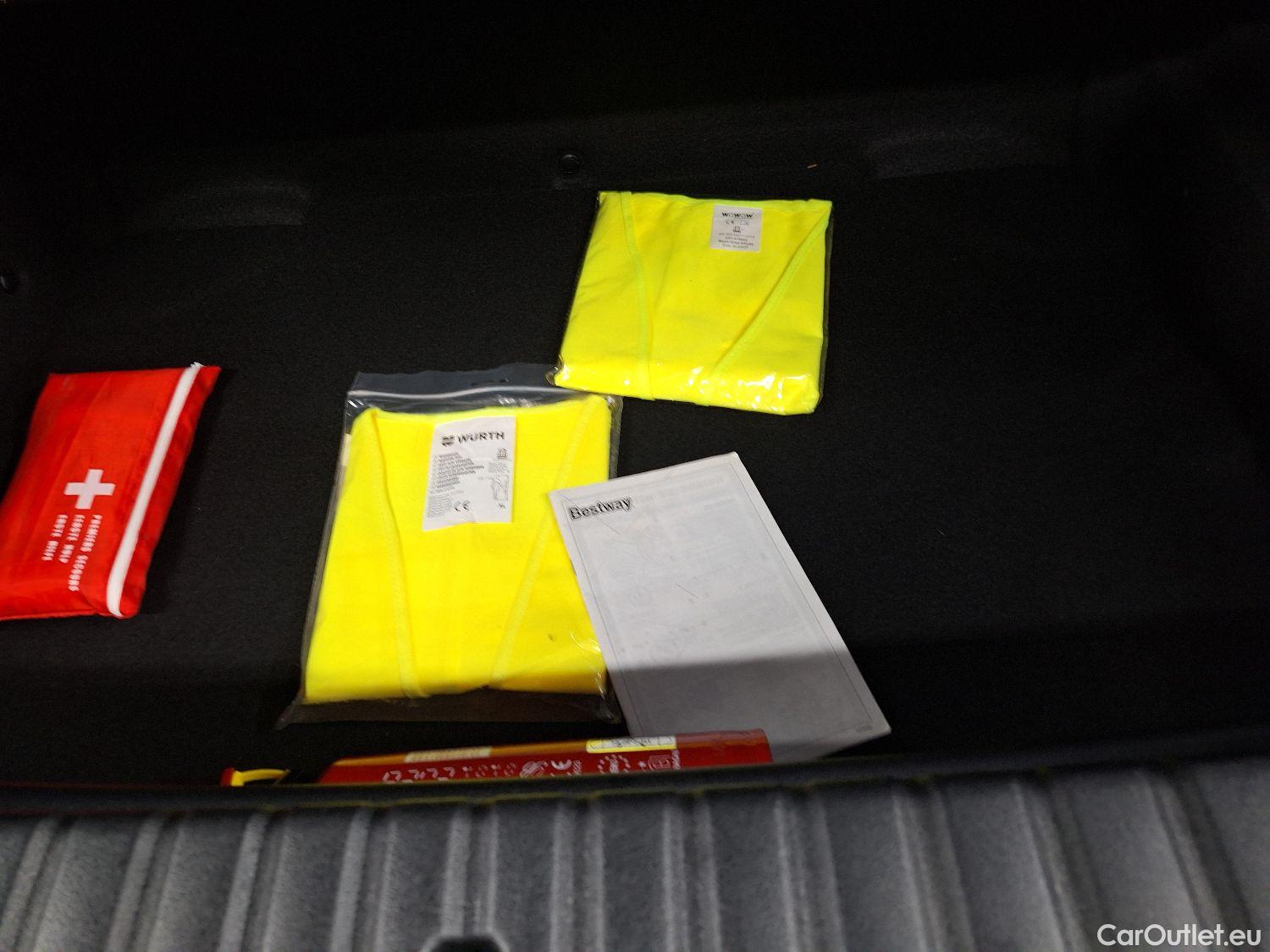  Bmw  Serie 1 BMW, 1-serie '19, BMW 1 Reeks Hatch 116dA (85 kW) 5d #1