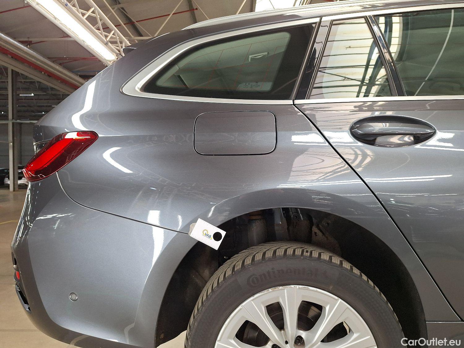  Bmw  Serie 3 BMW, 3-serie Touring '18, BMW 3 Reeks Touring 318dA (100 kW) 5d #53