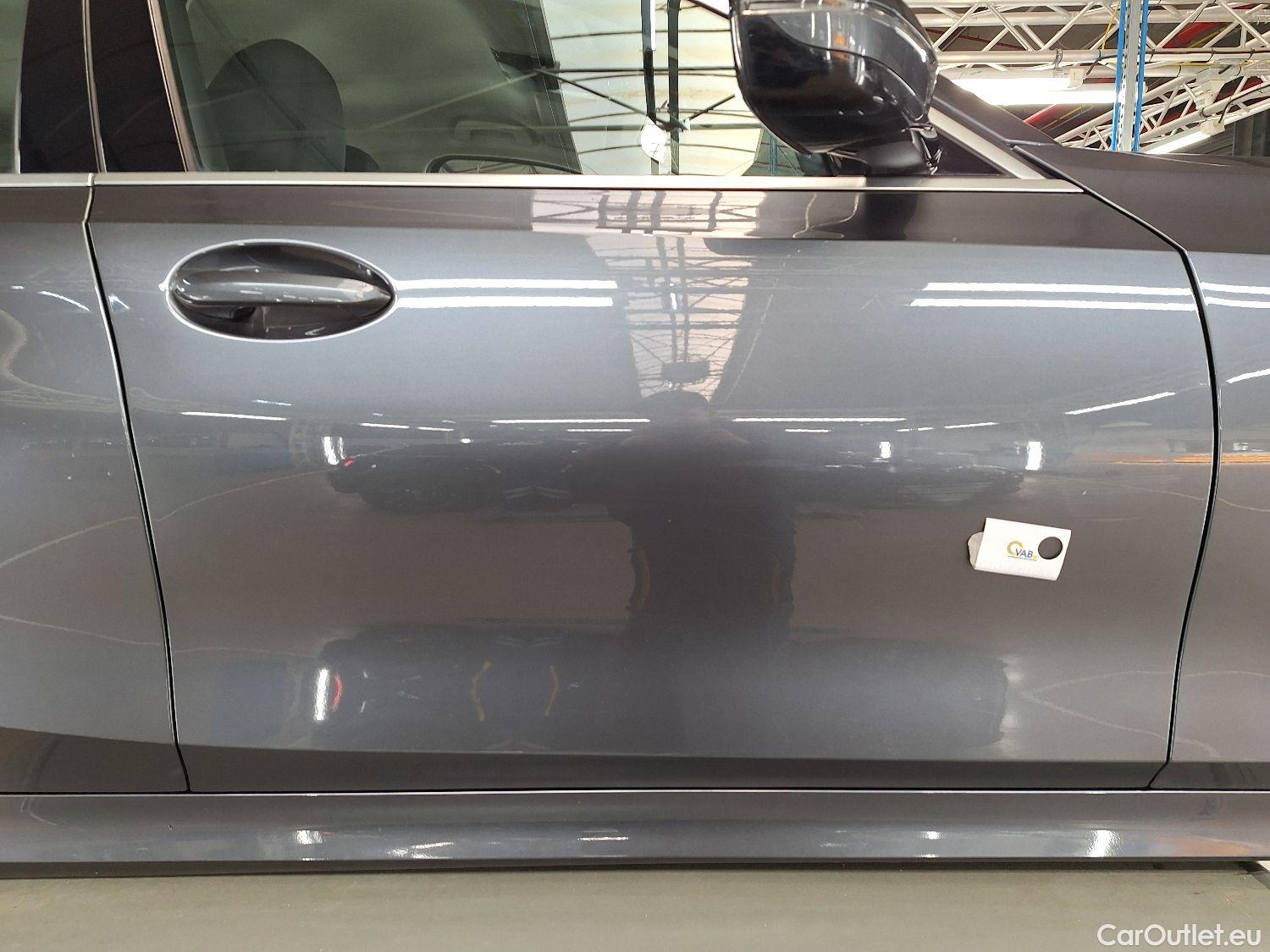  Bmw  Serie 3 BMW, 3-serie Touring '18, BMW 3 Reeks Touring 318dA (100 kW) 5d #60