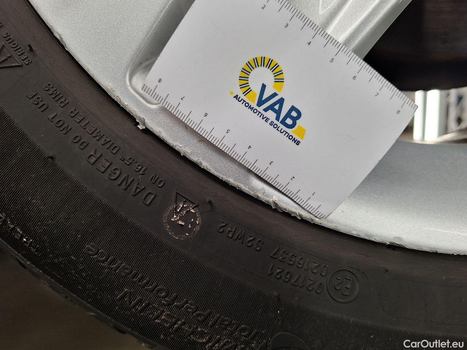  KIA  Cee'd Kia, Ceed SW '18, KIA  Sportswagon More 1.6 CRDi 136 MHEV DCT 5 #17