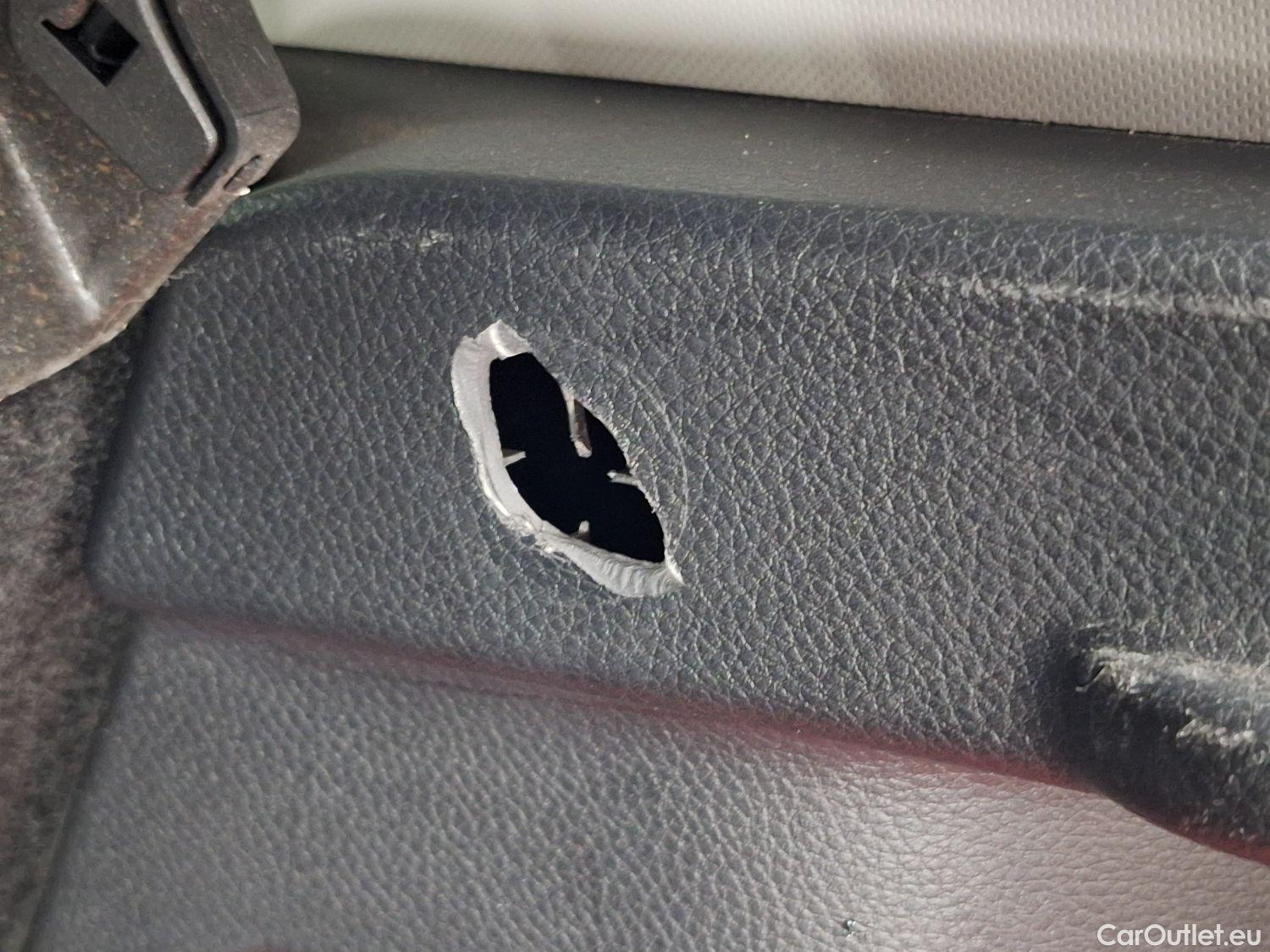  KIA  STONIC Kia,  '17, KIA  1.6 CRDi Fusion ISG 5d #35