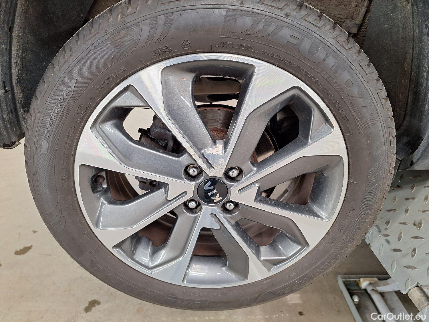  KIA  STONIC Kia,  '17, KIA  1.6 CRDi Fusion ISG 5d #10