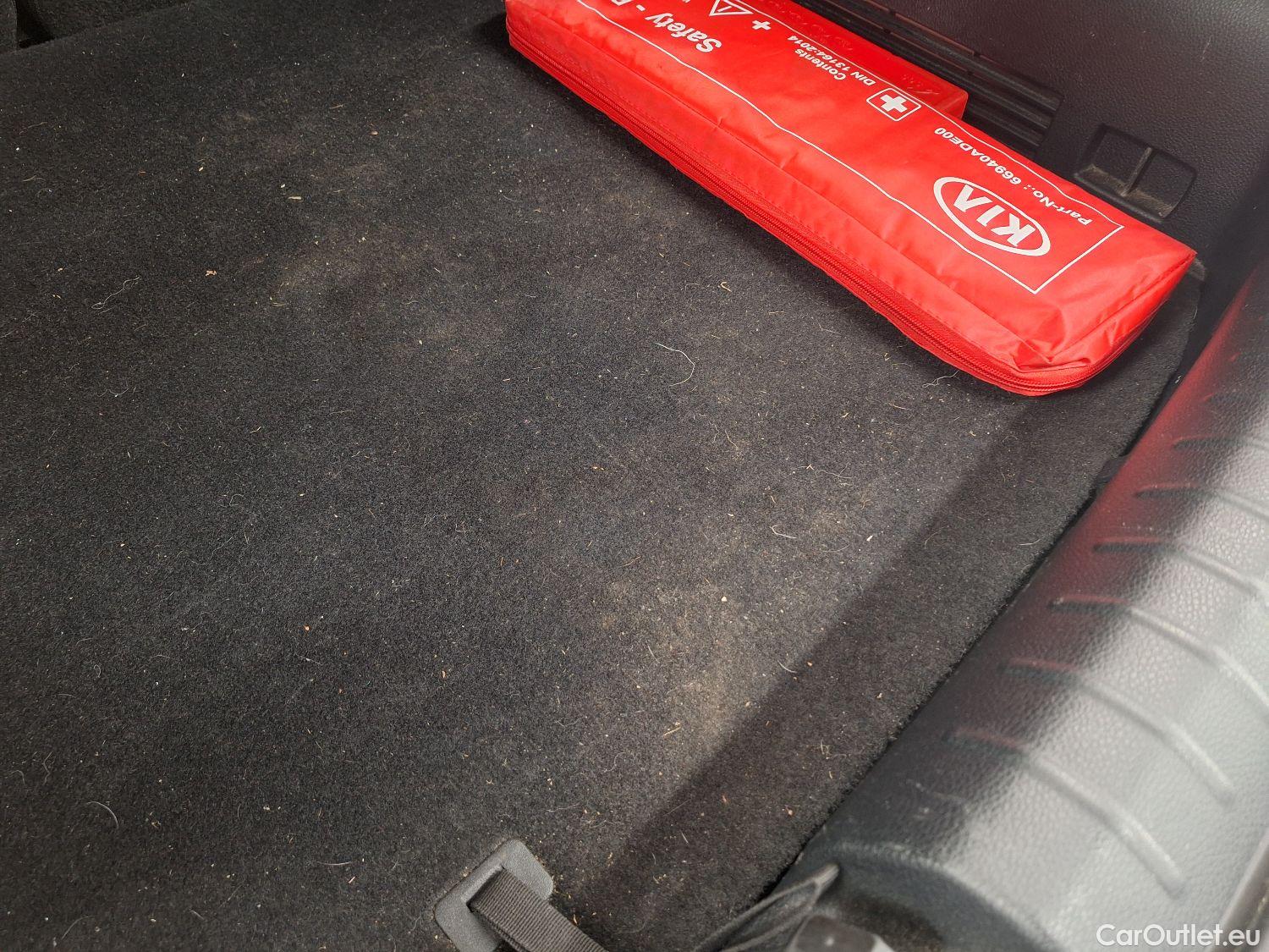  KIA  STONIC Kia,  '17, KIA  1.6 CRDi Fusion ISG 5d #42