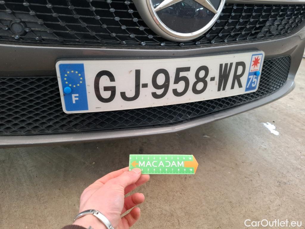  Mercedes  A-Klasse MERCEDES-BENZ Classe A Compact / 2018 / 5P / Berline A 250 e Progressive Line 8G-DCT #12