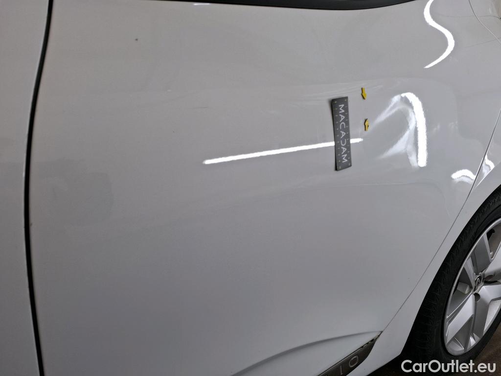  Renault  Clio  V Business Réversible 1.6 E-TECH Hybrid 140CV BVA6 E6d #14