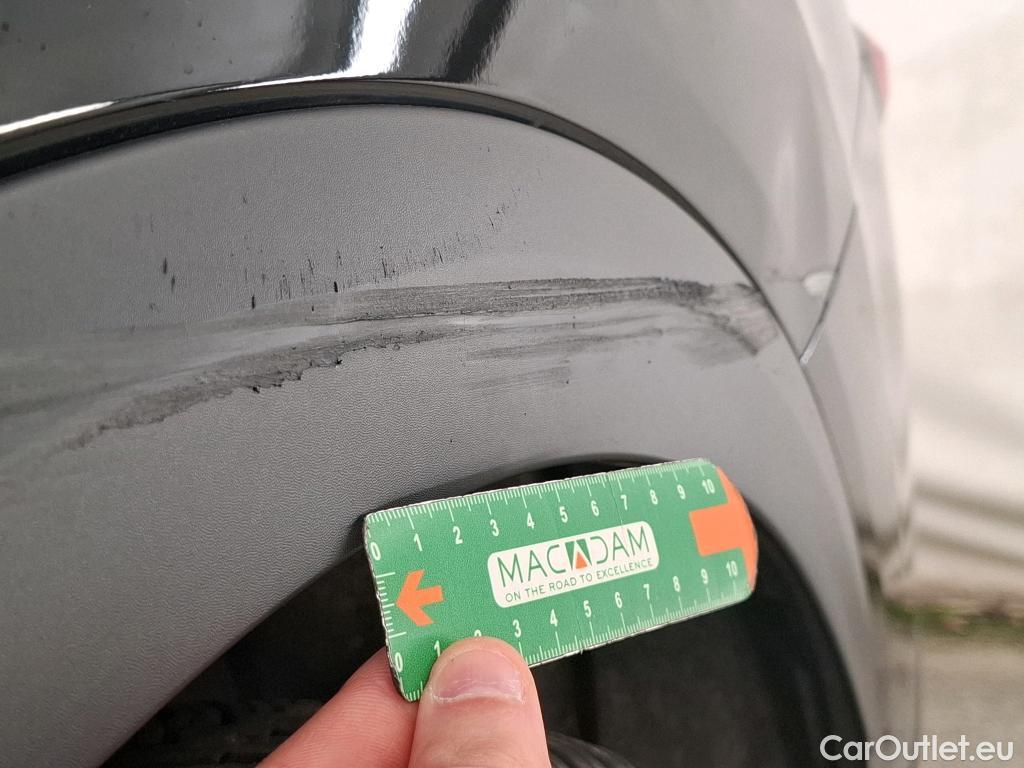  Citroen  C4 CITROEN  X / 2022 / 4P / Berline PureTech 130 S&S EAT8 Feel Pack #36