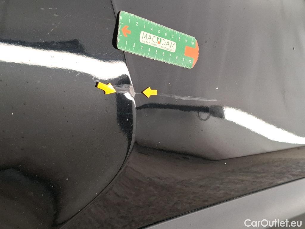  Citroen  C4 CITROEN  X / 2022 / 4P / Berline PureTech 130 S&S EAT8 Feel Pack #3