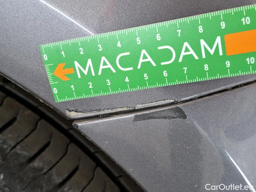  Mercedes  A-Klasse MERCEDES-BENZ Classe A Compact / 2018 / 5P / Berline A 250 e Progressive Line 8G-DCT #11