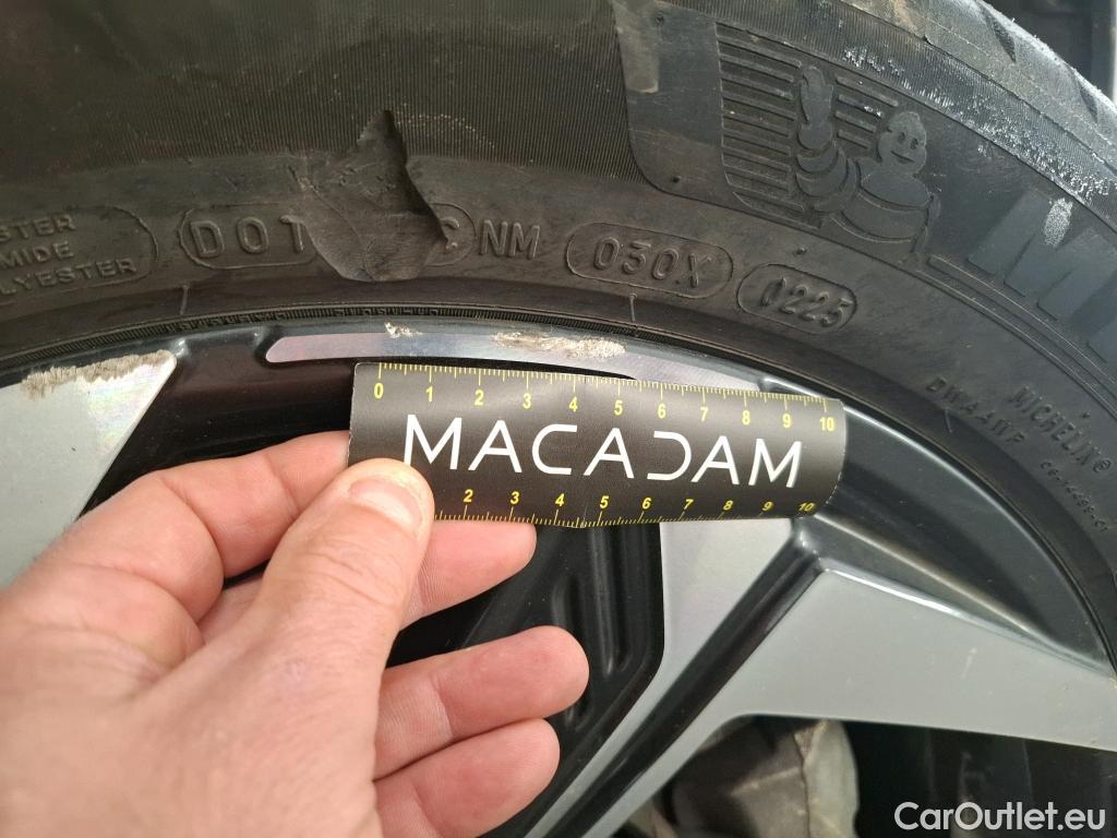  Hyundai  Tucson HYUNDAI  / 2020 / 5P / SUV 1.6 PHEV 265 HTRAC BUSINESS 4WD AUTO #11