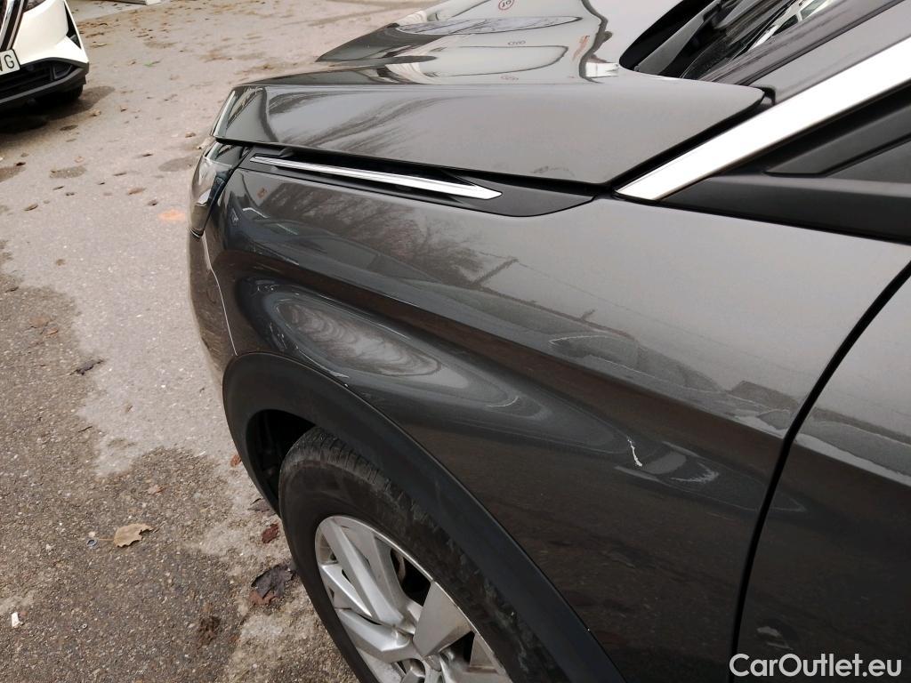  Peugeot  3008 PEUGEOT  / 2020 / 5P / todoterreno 1.5 BlueHDi 96kW (130CV) S&S Active Pack (AC3) #28