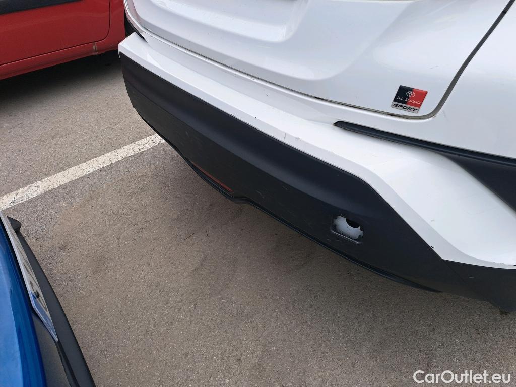  Toyota  C-HR TOYOTA  / 2019 / 5P / todoterreno 1.8 125H Active #41