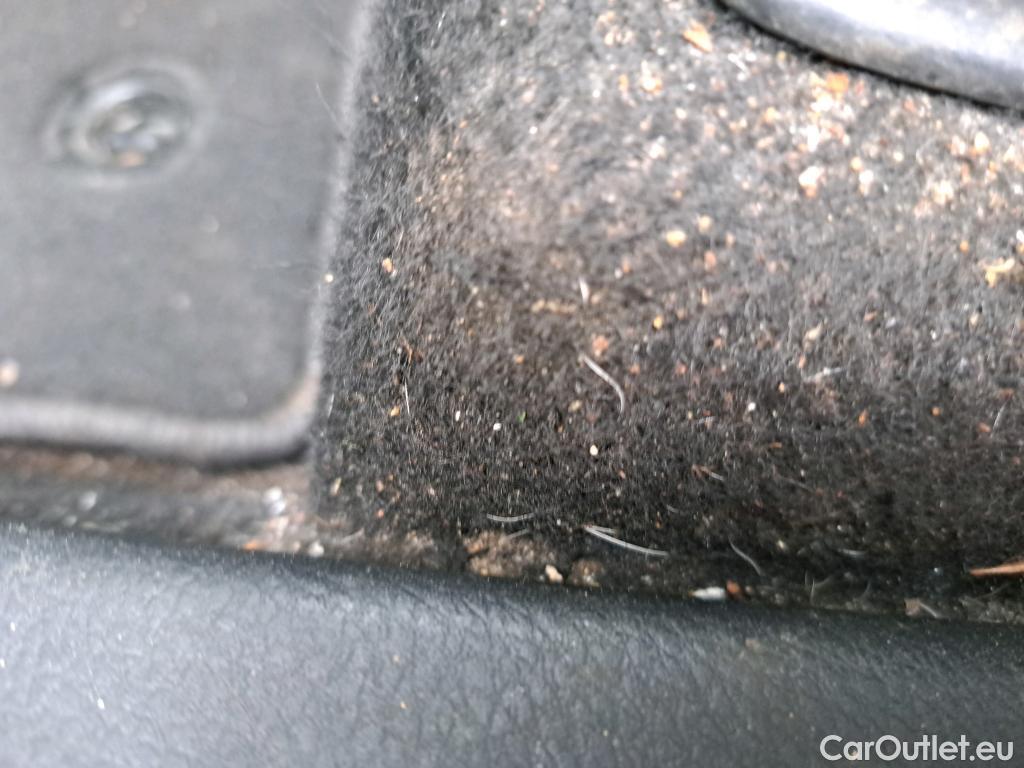  Toyota  C-HR TOYOTA  / 2019 / 5P / todoterreno 1.8 125H Active #35