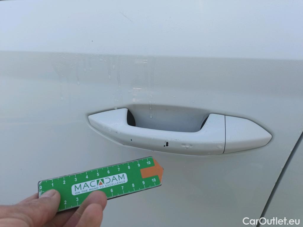  Skoda  Octavia SKODA  / 2020 / 5P / familiar Combi 2.0 TDI 85kW(115CV) DSG Ambition #17