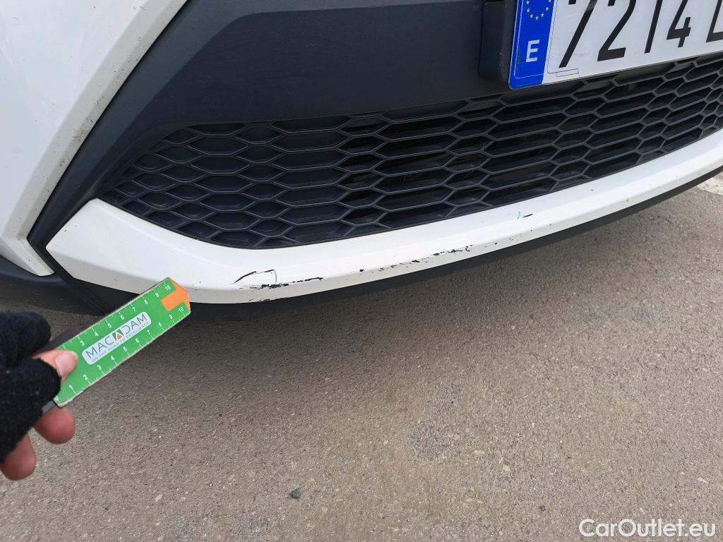  Toyota  C-HR TOYOTA  / 2019 / 5P / todoterreno 1.8 125H Active #46