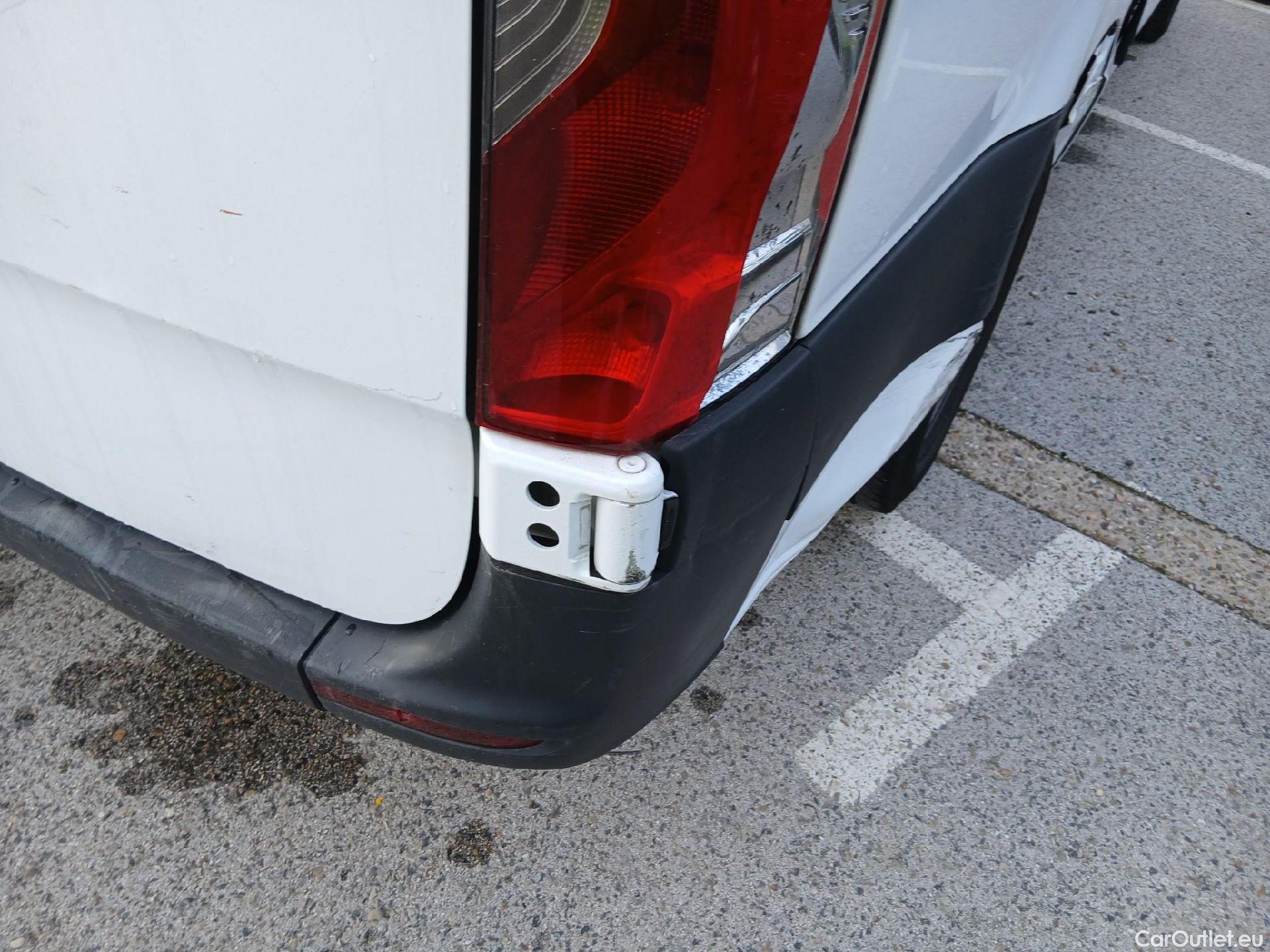  Mercedes  Sprinter MERCEDES-BENZ  / 2018 / 4P / furgón 314 CDI MEDIO 3.5T T. ALTO #54