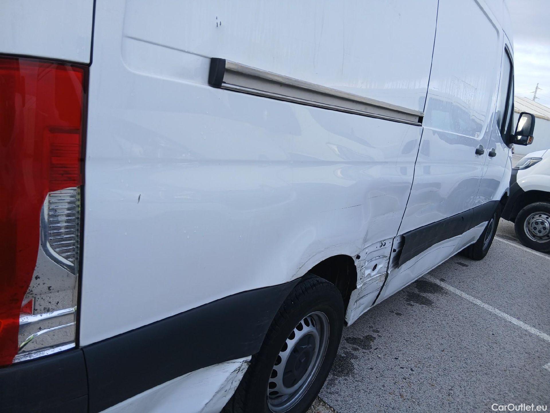  Mercedes  Sprinter MERCEDES-BENZ  / 2018 / 4P / furgón 314 CDI MEDIO 3.5T T. ALTO #57