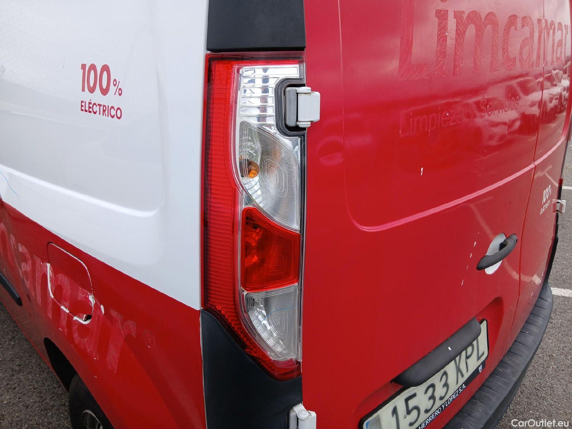  Renault  Kangoo RENAULT  Furgón/2013/3P/furgón derivado de turismo Profesional dCi 66kW (90CV) Euro 6 #23