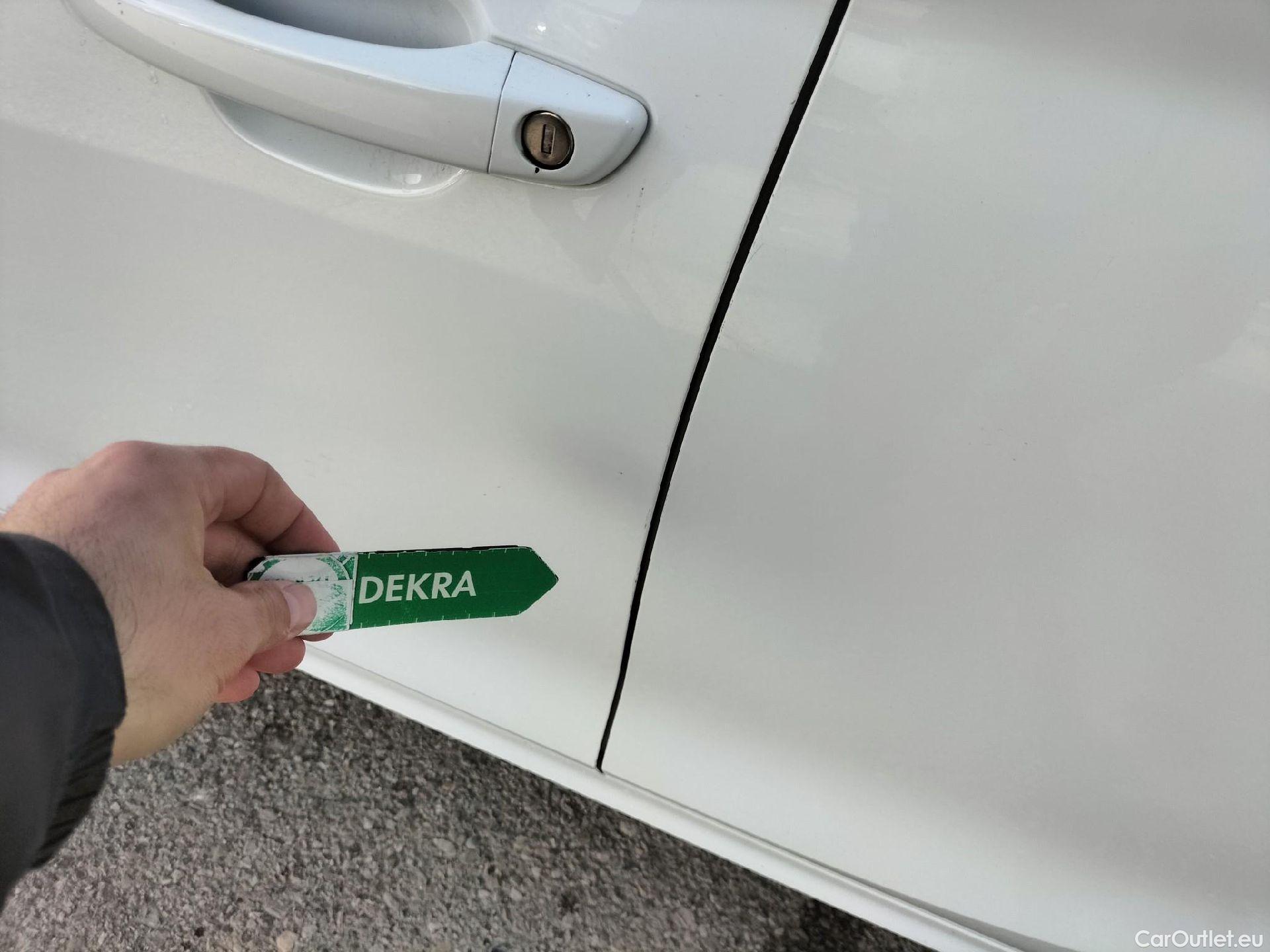  Opel  Corsa OPEL  1.2T XHL 74kW (100CV) Elegance (CX2) #15