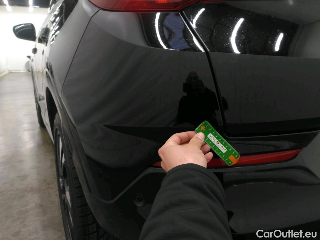  Opel   Grandland X OPEL Grandland / 2021 / 5P / SUV 1.5 DIESEL 130 ULTIMATE AUTO #41