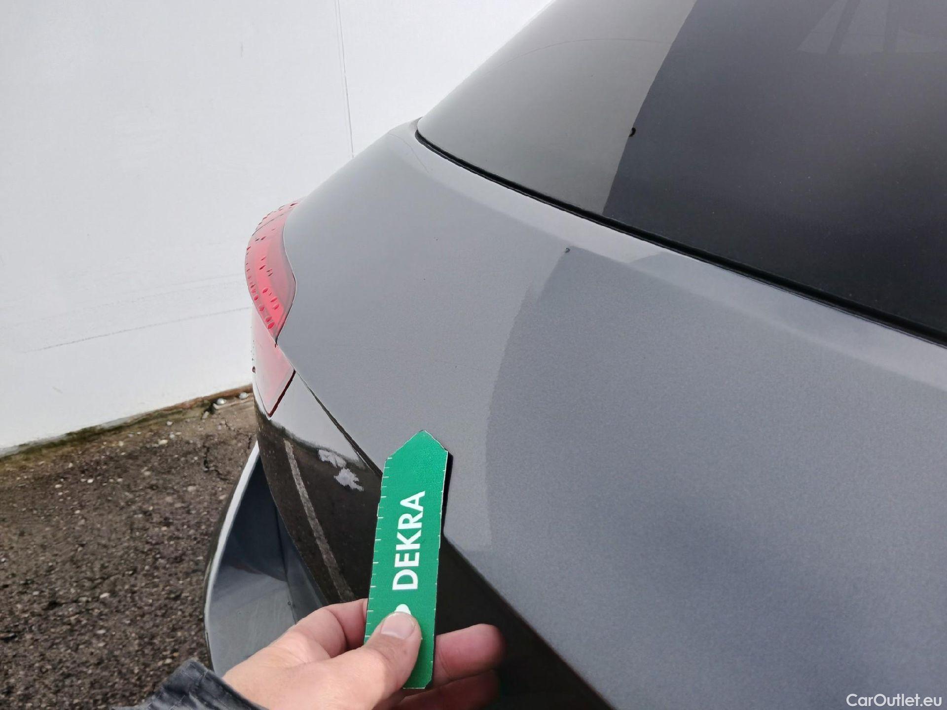  Volkswagen  T-ROC VOLKSWAGEN  / 2021 / 5P / todoterreno Life 2.0 TDI 110kW (150CV) DSG #21