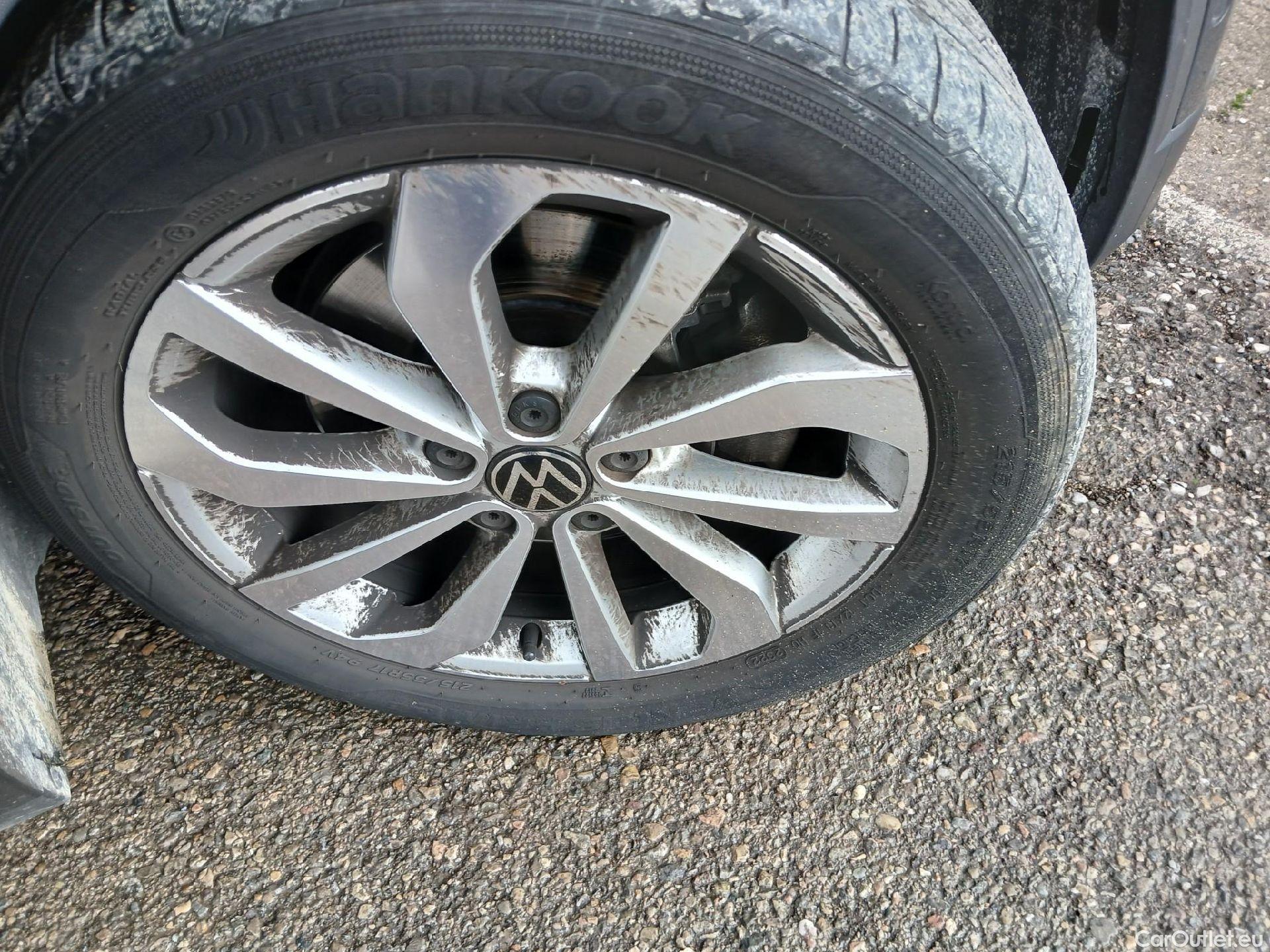  Volkswagen  T-ROC VOLKSWAGEN  / 2021 / 5P / todoterreno Life 2.0 TDI 110kW (150CV) DSG #31