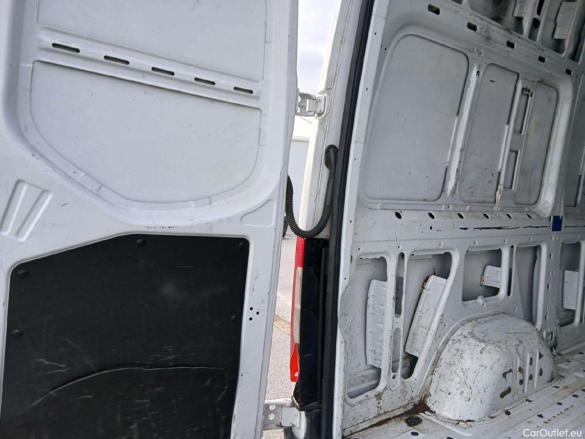  Mercedes  Sprinter MERCEDES-BENZ  / 2018 / 4P / furgón 314 CDI MEDIO 3.5T T. ALTO #7