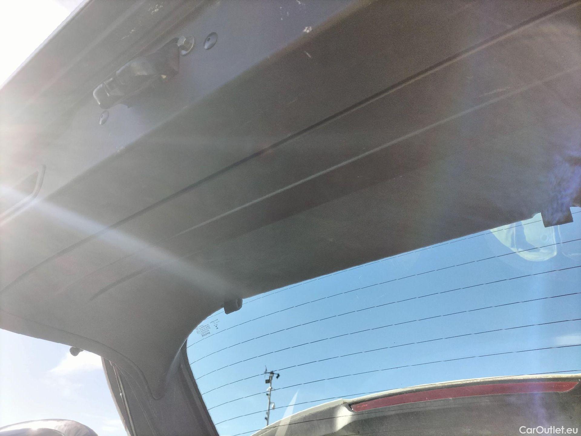  Nissan  Qashqai NISSAN  / 2021 / 5P / todoterreno DIG-T 103kW (140CV) mHEV 4x2 Acenta #42