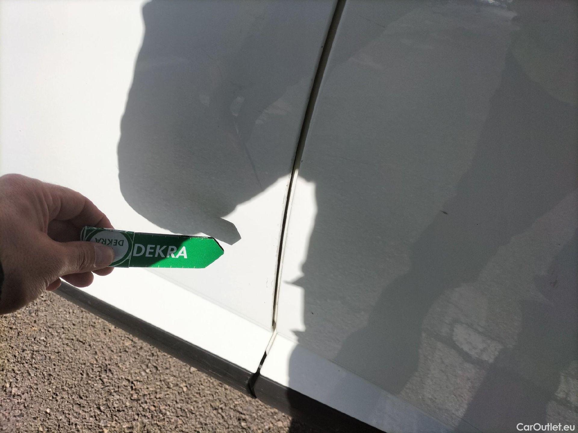  Nissan  Qashqai NISSAN  / 2021 / 5P / todoterreno DIG-T 103kW (140CV) mHEV 4x2 Acenta #17