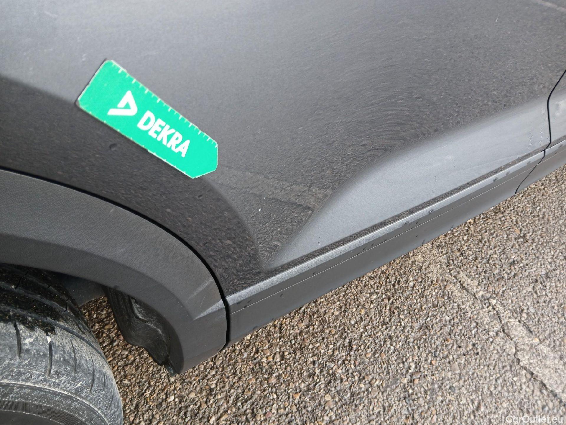  Volkswagen  T-ROC VOLKSWAGEN  / 2021 / 5P / todoterreno Life 2.0 TDI 110kW (150CV) DSG #24