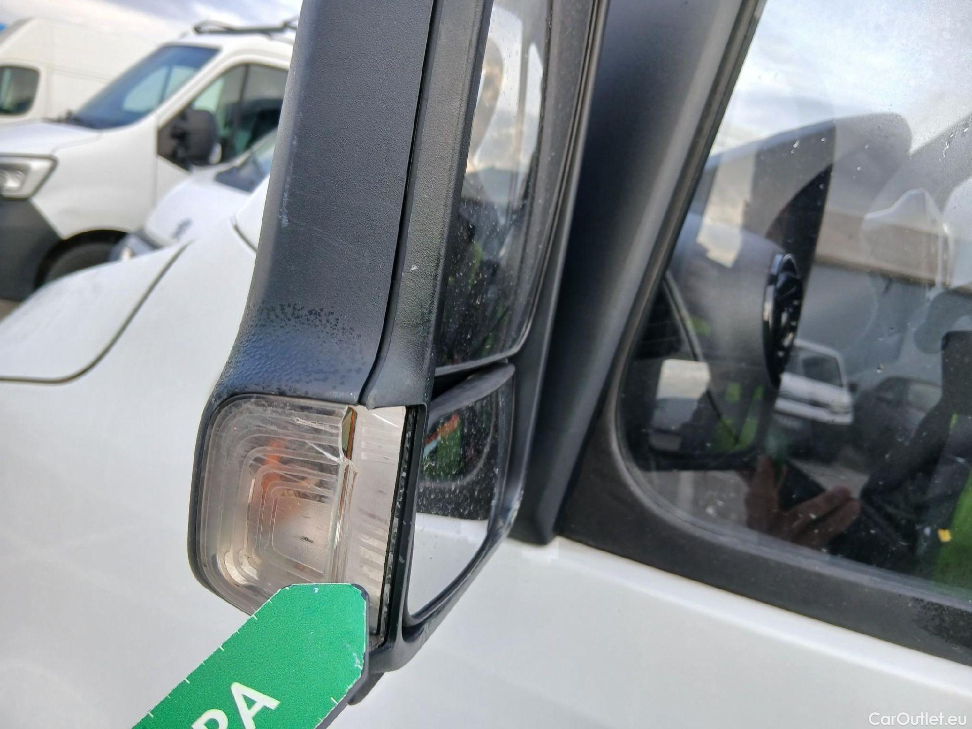  Mercedes  Sprinter MERCEDES-BENZ  / 2018 / 4P / furgón 314 CDI MEDIO 3.5T T. ALTO #24