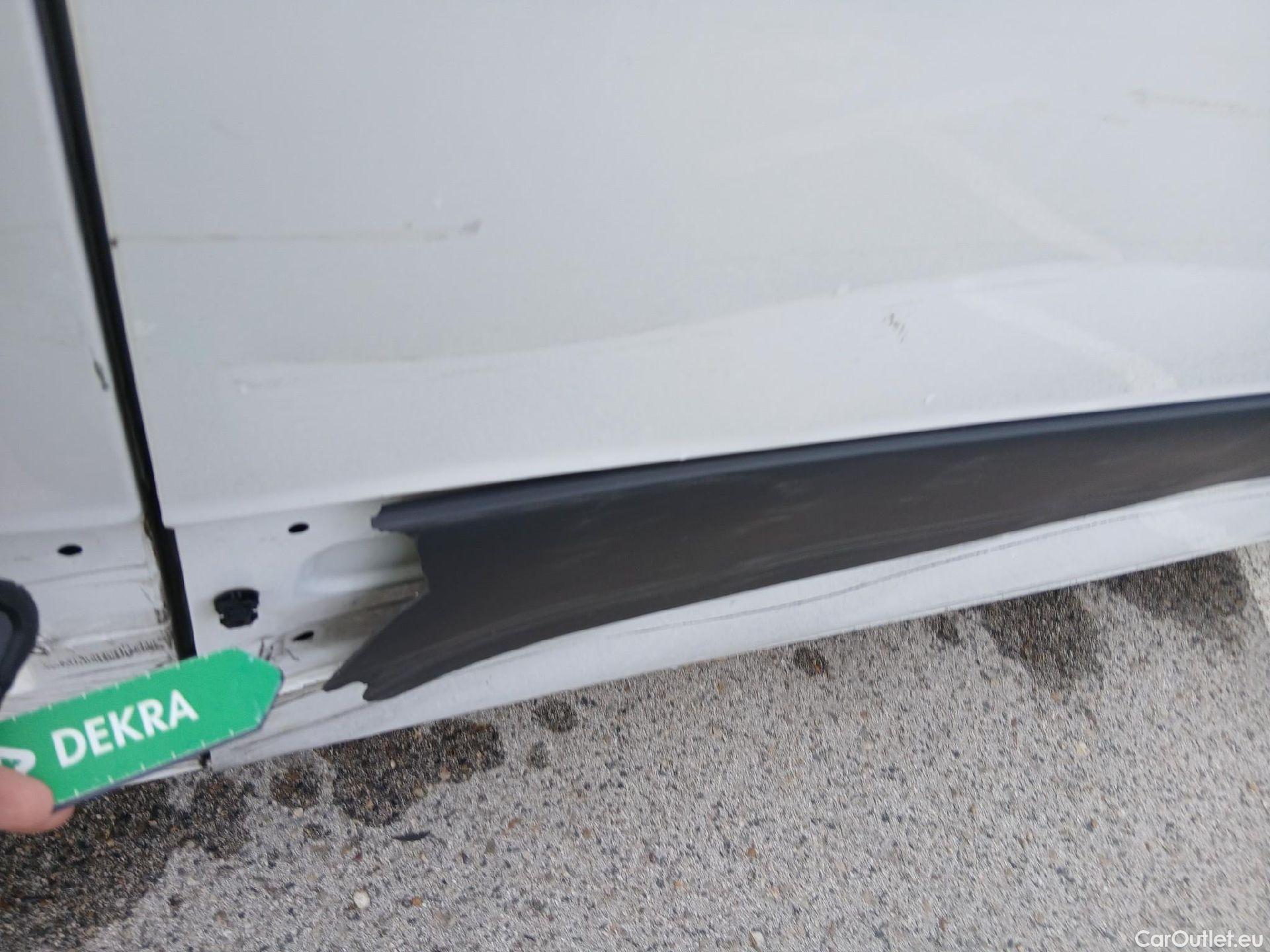  Mercedes  Sprinter MERCEDES-BENZ  / 2018 / 4P / furgón 314 CDI MEDIO 3.5T T. ALTO #63