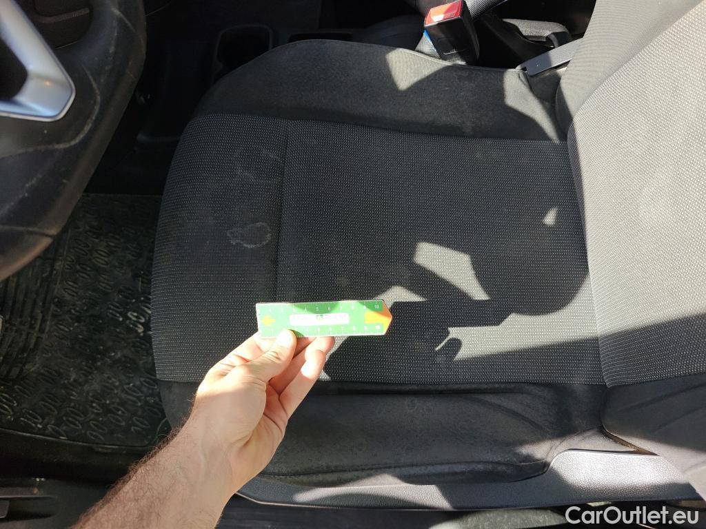  Opel  Combo OPEL  / 2018 / 3P / furgón derivado de turismo 1.6 TD 55kW (75CV) Express L H1 650kg #48