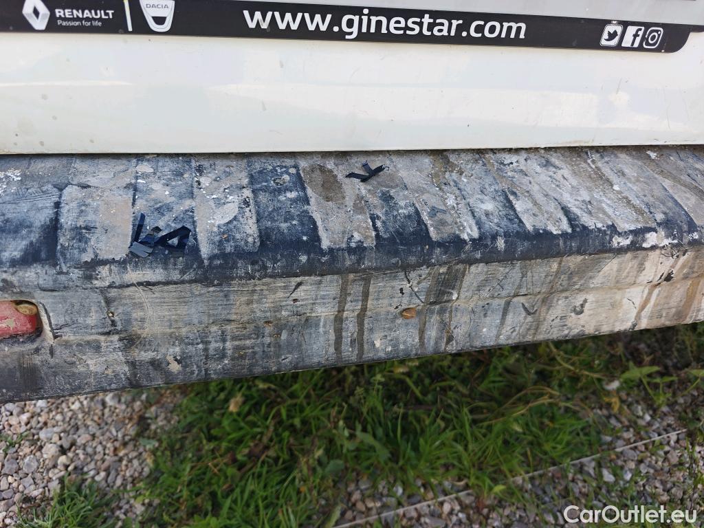  Renault  Trafic RENAULT  / 2019 / 4P / furgón Furgón 27 L1H1 Energy BluedCi 88 kW #74