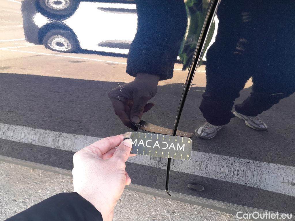  Mercedes  G-Klasee MERCEDES-BENZ Clase GLC / 2019 / 5P / todoterreno GLC 300 e 4MATIC #4