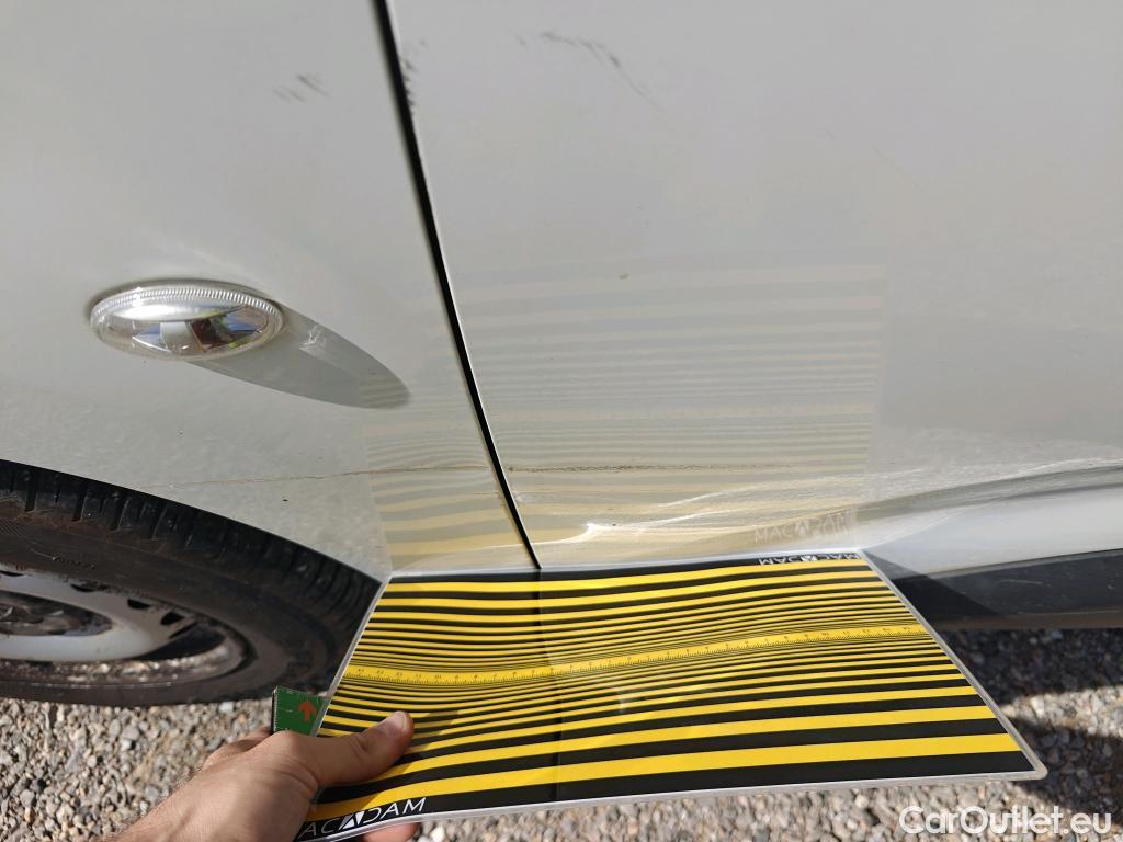  Opel  Combo OPEL  / 2018 / 3P / furgón derivado de turismo 1.6 TD 55kW (75CV) Express L H1 650kg #35