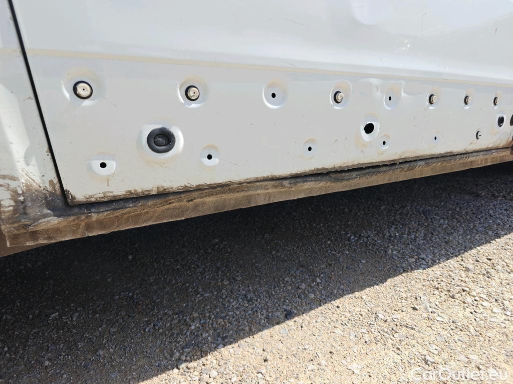  Renault  Trafic RENAULT  / 2019 / 4P / furgón Furgón 27 L1H1 Energy BluedCi 88 kW #25