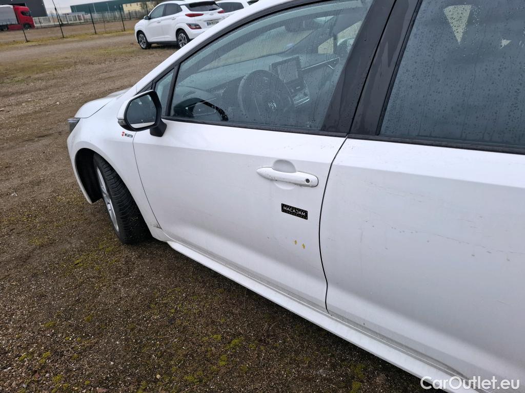  Toyota  Corolla TOYOTA  Touring Sports / 2018 / 5P / Break Hybride 122h Dynamic Business Beyond Zer #13