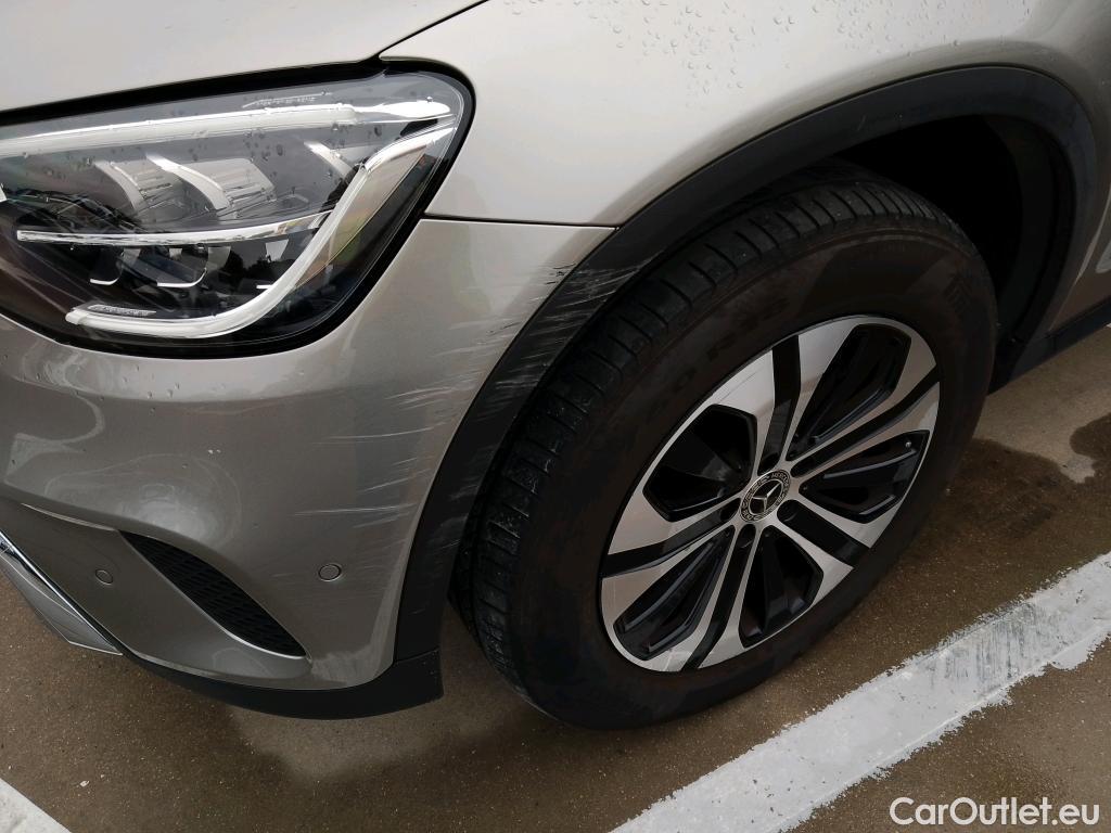  Mercedes  G-Klasee MERCEDES-BENZ Clase GLC / 2019 / 5P / todoterreno GLC 300 e 4MATIC #19