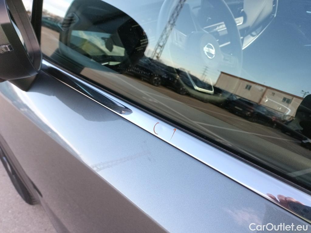  Nissan  Qashqai NISSAN  / 2021 / 5P / todoterreno DIG-T 116kW mHEV Xtronic Premiere Edit.(SL) #8