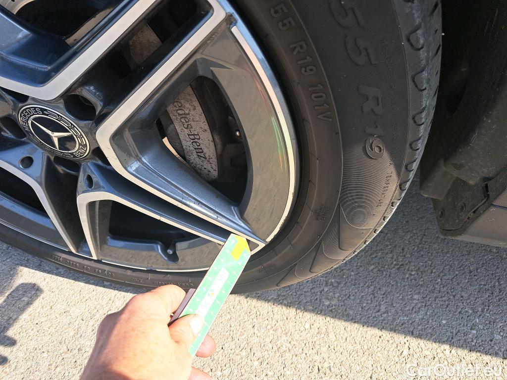  Mercedes  G-Klasee MERCEDES-BENZ Clase GLC / 2019 / 5P / todoterreno GLC 220 d 4MATIC #27