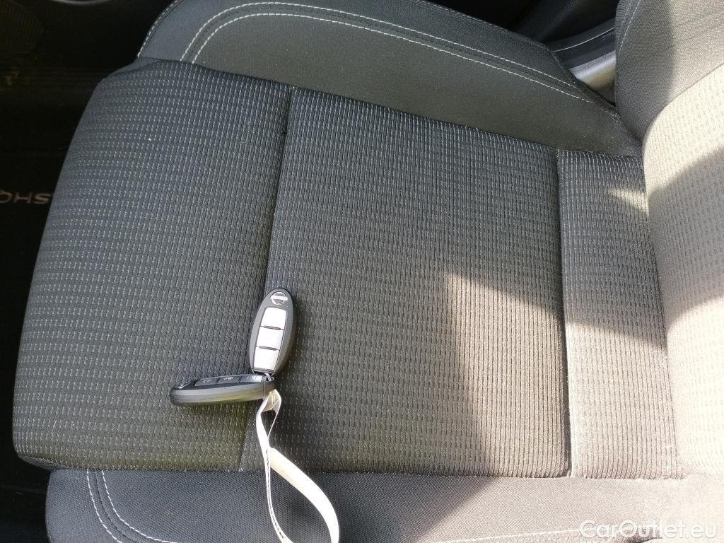  Nissan  Qashqai NISSAN  / 2021 / 5P / todoterreno DIG-T 103kW (140CV) mHEV 4x2 Acenta #1