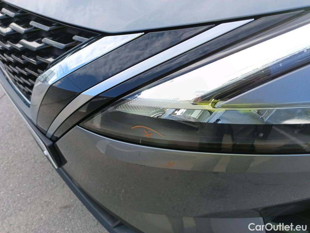  Nissan  Qashqai NISSAN  / 2021 / 5P / todoterreno DIG-T 116kW mHEV Xtronic Premiere Edit.(SL) #3