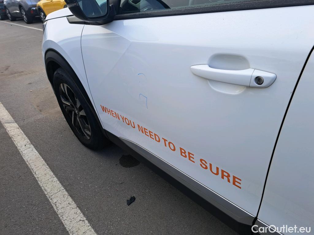  Peugeot  2008 PEUGEOT  / 2019 / 5P / todoterreno Allure BlueHDI 81kW (110CV) #12