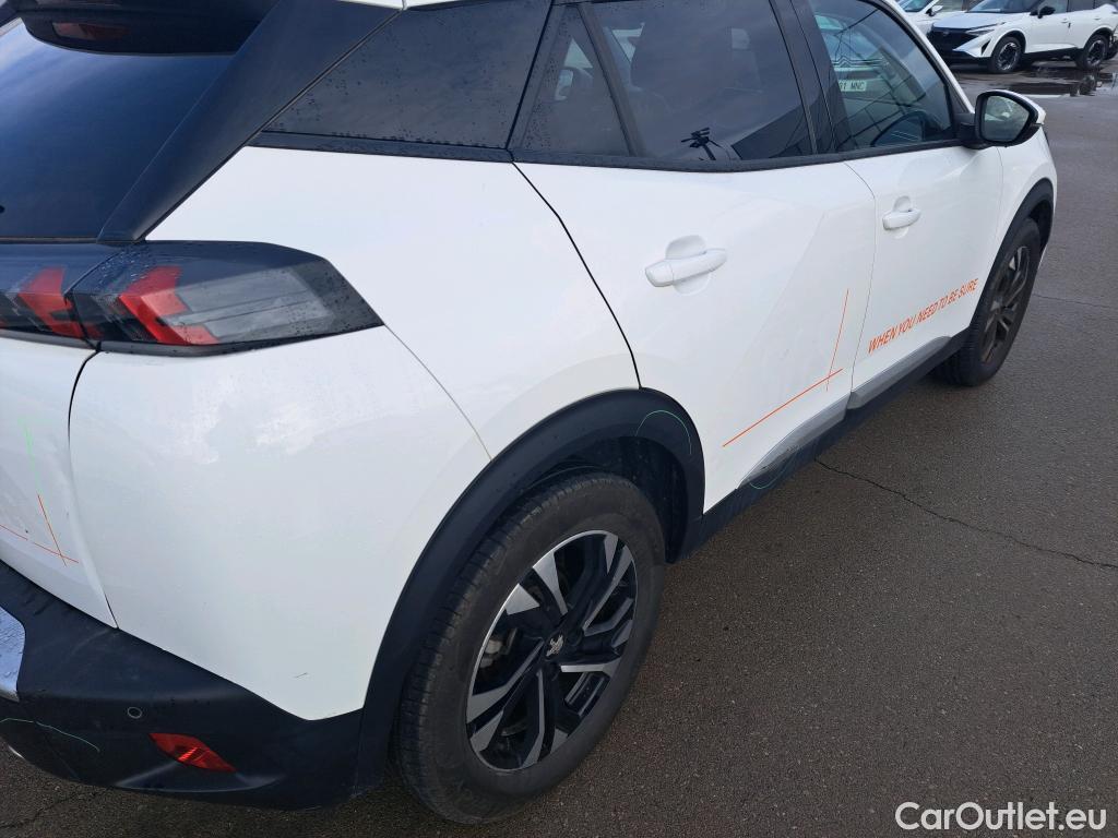  Peugeot  2008 PEUGEOT  / 2019 / 5P / todoterreno Allure Pack BlueHDI 81kW (110CV) #9