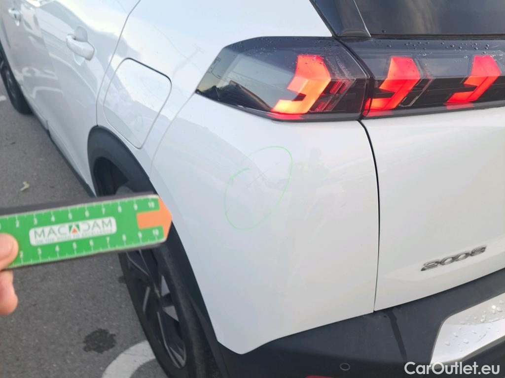  Peugeot  2008 PEUGEOT  / 2019 / 5P / todoterreno Allure BlueHDI 81kW (110CV) #11