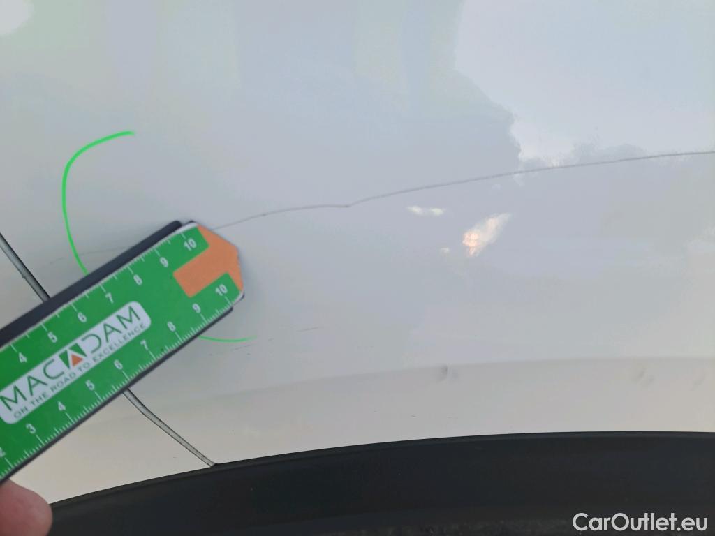  Peugeot  2008 PEUGEOT  / 2019 / 5P / todoterreno Allure BlueHDI 81kW (110CV) #5