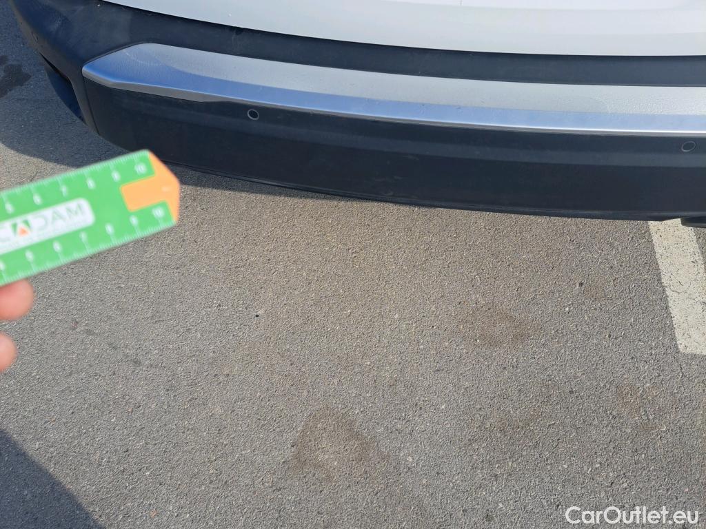  Peugeot  2008 PEUGEOT  / 2019 / 5P / todoterreno Allure Pack BlueHDI 81kW (110CV) #7