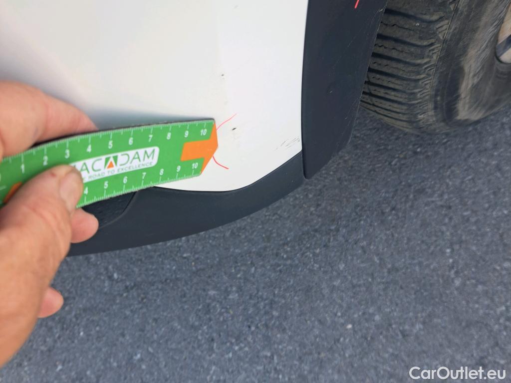  Peugeot  2008 PEUGEOT  / 2019 / 5P / todoterreno Allure Pack BlueHDI 81kW (110CV) #22